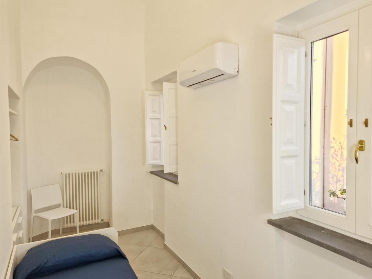 Apartamento Savarese Luxury Palace Vico Equense Exterior foto