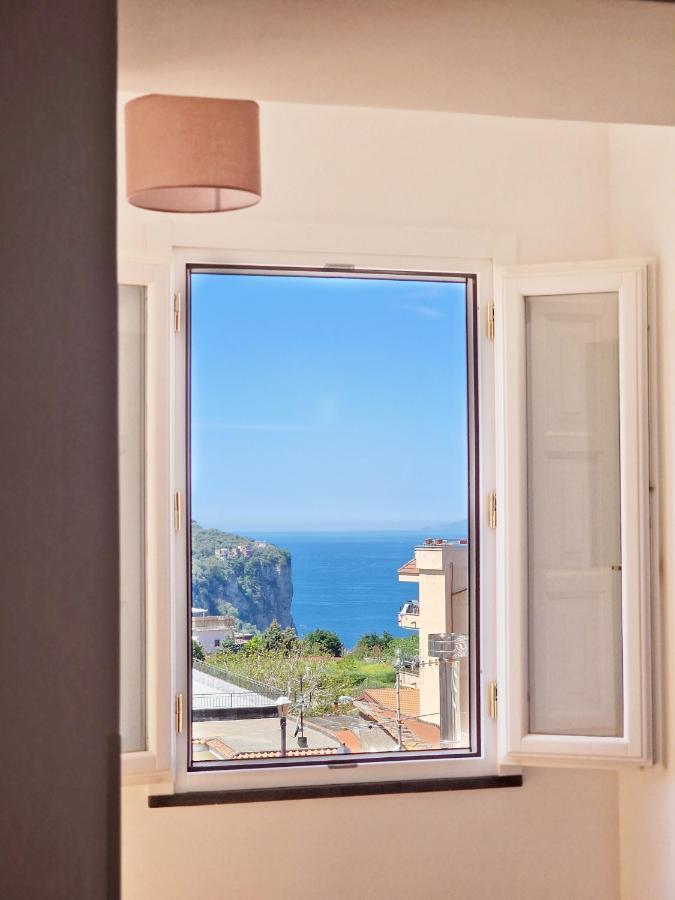 Apartamento Savarese Luxury Palace Vico Equense Exterior foto