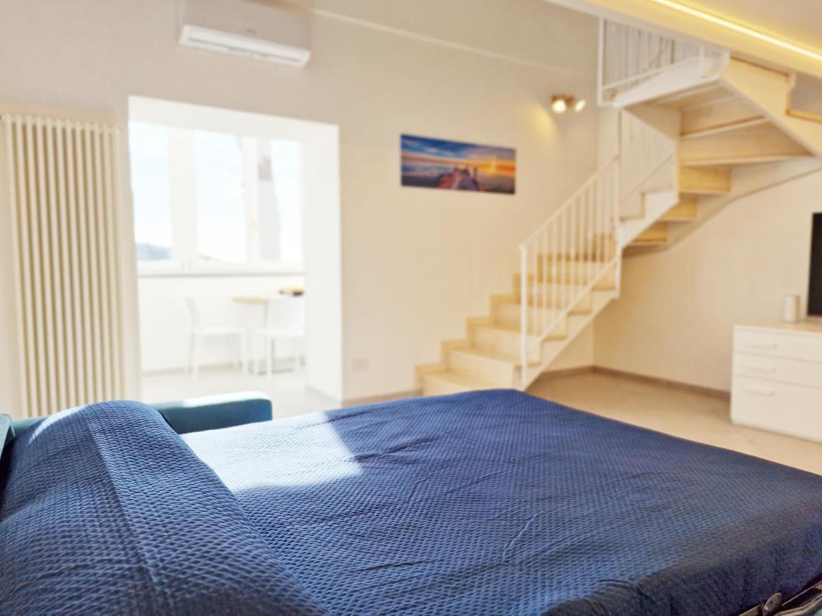 Apartamento Savarese Luxury Palace Vico Equense Exterior foto